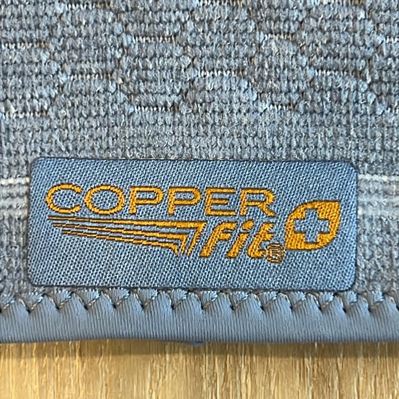 COPPER FIT SERENITY COMPRESSION KNEE SLEEVE ADVANCED COMPRESSION - Picture 3 of 6